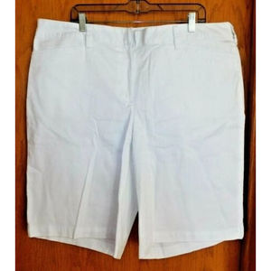 Plus Size Chino Shorts 